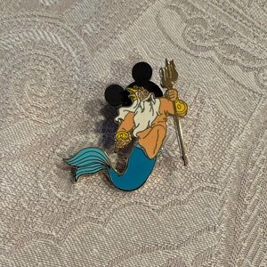 Disney King Triton pin The Little Mermaid with Blue and Gold Accents